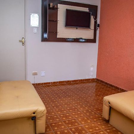 Apartamento A 80M Da Praia Do Forte - Praia Grande Appartement Praia Grande  Buitenkant foto